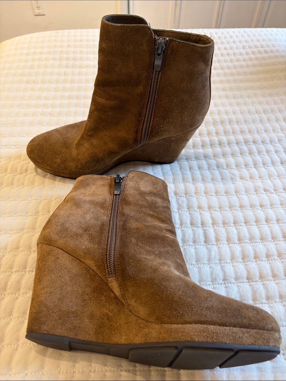 Via Spiga Brown Suede Wedge Ankle Platform Boots